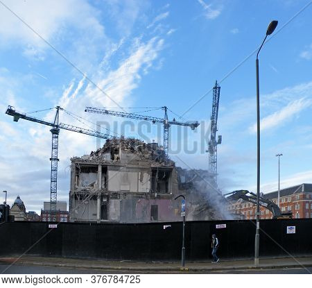 Leeds, United Kingdom - 11 November 2014: Cranes Working On The Demolition Of The Former Milgarth Po