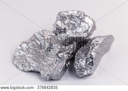 O Tantalum Or Tantalum. Chemical Element Used In Industry, Used In Metal Alloys.