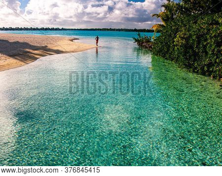 Bora Bora French Polynesia Lagoon Water Beach