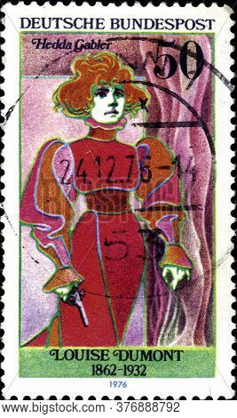 02 11 2020 Divnoe Stavropol Territory Russia The Postage Stamp Germany 1976 Famous Actresses Louise 
