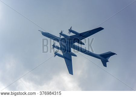 Russia, St. Petersburg, July 30, 2017 A Ceremonial Parade For The Day Of The Russian Navy: The Group