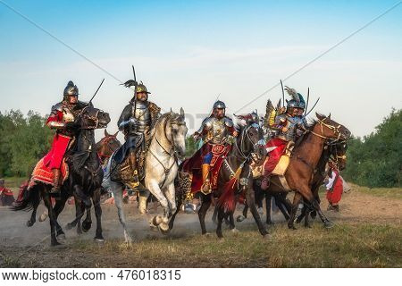Gniew, Poland, Aug 2020 Polish Hussars, Heavy Cavalry, Galloping Through Battlefield, Historical Ree