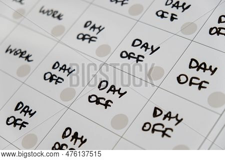 Magnetic Board Writing 4 Day Work Week Calendar With Three Weekend Days Off Four Day Working Week Co