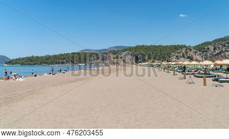 Iztuzu Beach, Mugla - July 2022: Sun Loungers On A Famous Iztuzu Beach, Also A Nesting Ground For Lo