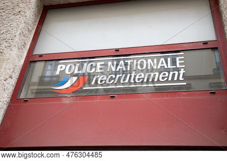 Bordeaux , Aquitaine  France - 02 27 2023 : Police Nationale Recrutement Logo Brand And Text Sign Fr