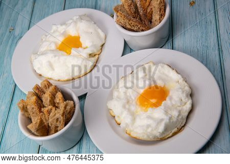 Recipe For Cloudy Eggs, Icloud Egg. High Quality Photo