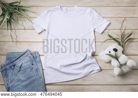 Mock-up Of A T-shirt All-color T-shirts, Digital Mockups, T-shirt In A Regular Size For Both Sexes W