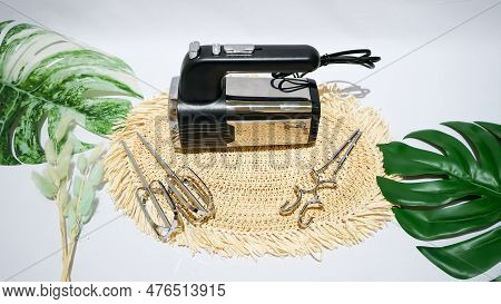 Black Cake Mixer: Your Perfect Baking Companion