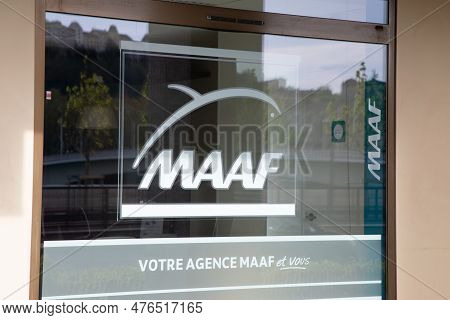 Bordeaux , Aquitaine  France - 05 09 2023 : Maaf Sign Chain And Text Logo Front Windows Office Store