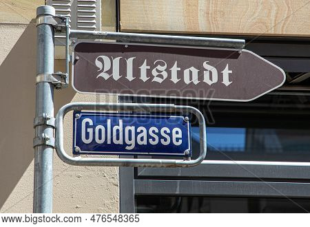Street Name Goldgasse And Altstadt - Engl: Road Of Gold, Old Town - In Detail In The City Of Wiesbad