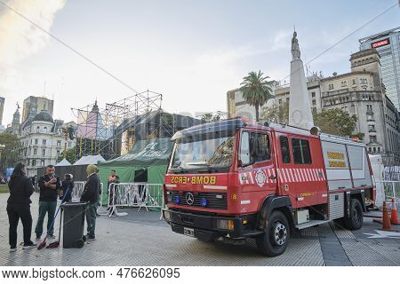 Buenos Aires, Argentina, May 20, 2023: Fire Truck At Plaza De Mayo, During The Fair Of Popular Econo