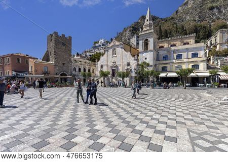 Taormina, Sicily, Italy - April 28, 2023: 17th Century Church Of San Giuseppe With Bell Tower And Po