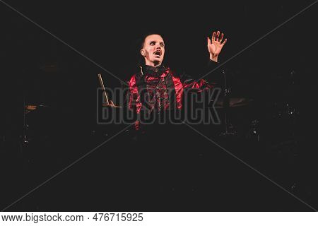 Royal Oak, Michigan -usa - May 16, 2023: Avatar Performing At The Royal Oak Music Theater With Guest