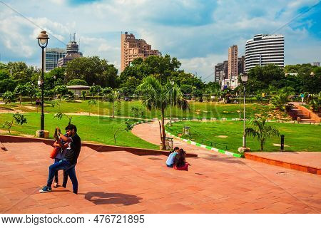 New Delhi, India - September 26, 2019: Central Park At The Rajiv Chowk Street In Connaught Place Dis