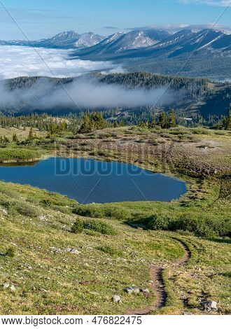 Beautiful Early Morning View Of The Sawatch Mountain Range Of Colorado From Cottonwood Pass.