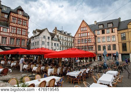 Rouen, France - August 21, 2022: Cityscape Of Rouen. Rouen In Northern France On River Seine - Capit