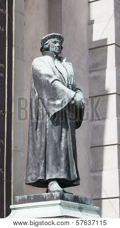 Statue Olof Pettersson