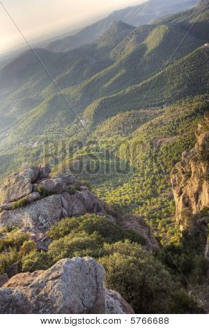 Paisaje montañoso Mediterráneo