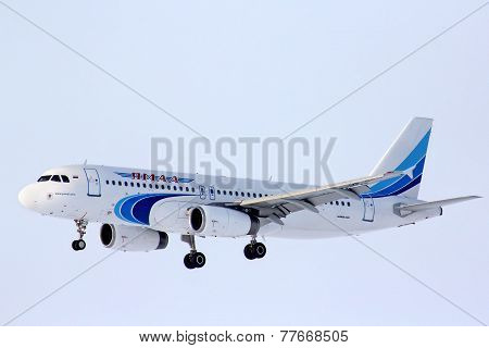 Yamal Airlines Airbus A320
