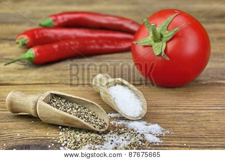 Two Small Scoop With Salt And Pepper, Fresh Tomato