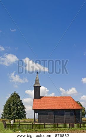 Drewniany kościół