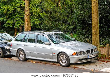 Bmw E39 5-series
