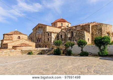 The Ekatontapiliani church