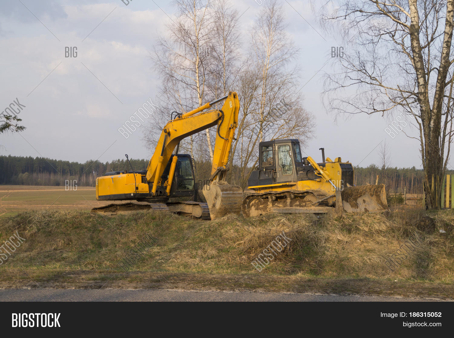 Excavator Bulldozer Image & Photo (Free Trial) Bigstock