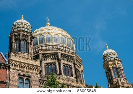 The Neue Synagoge (