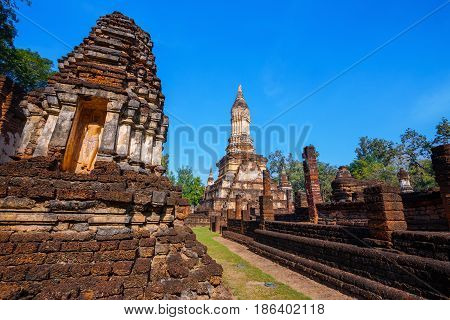 Sukhothai, Thailand - January 17 2017: Wat Chedi Jet Thaew In The Precinct Of Si Satchanalai Histori