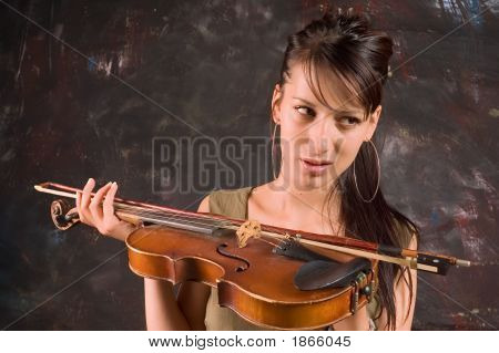 Viulu tyttö