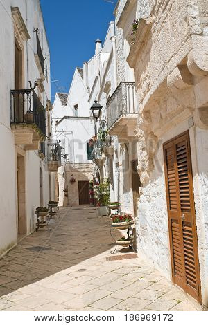 Characteristic alleyway of Locorotondo. Puglia. Southern Italy.