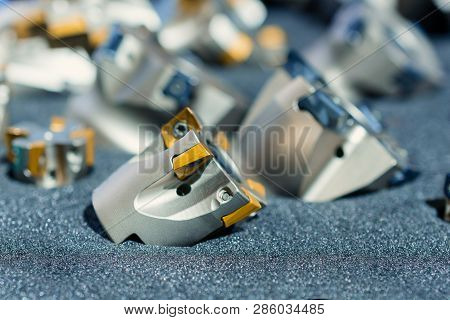 Modern Milling Cutters For Metal On Cnc Milling Machines. Cutter With Replaceable Inserts.
