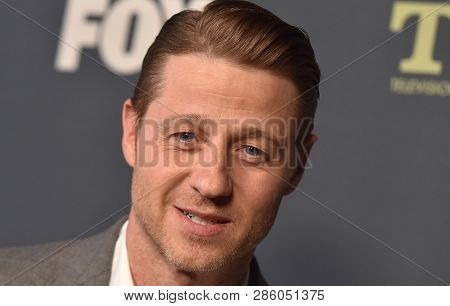 LOS ANGELES - FEB 06:  Actor Benjamin McKenzie arrives for the FOX Winter TCA 2019 on February 6, 2019 in Los Angeles, CA