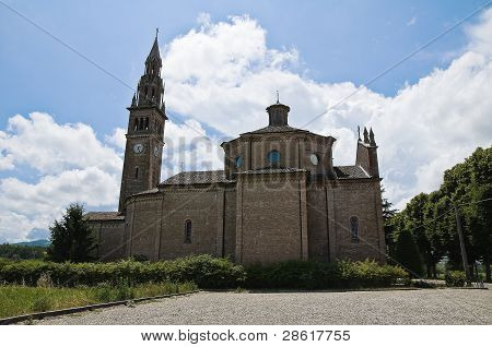 โบสถ์ St. โลเรนโซ Gazzola Emilia-Romagna อิตาลี