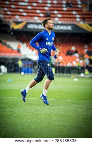 VALENCIA, SPAIN - FEBRUARY 21: Neto during UEFA Europa League match between Valencia CF and Celtic FC at Mestalla Stadium on February 21, 2019 in Valencia, Spain