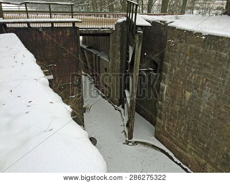 Bridge Acheduk Architecture Prussia River Koenigsberg Canal Gateway