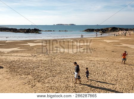 Saint-malo, France - September 15, 2018: The Stars On The Beach In Saint Malo. Brittany, France