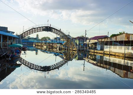 Trad, Thailand - December 01, 2018: Viewpoint Of The Eye Of Nam Chieo Village, Trad Province, Thaila