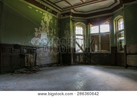 Ruins Of Beelitz-heilstätten Lost Place Berlin Brandenburg;