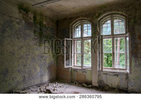 Ruins Of Beelitz-heilstätten Lost Place Berlin Brandenburg;