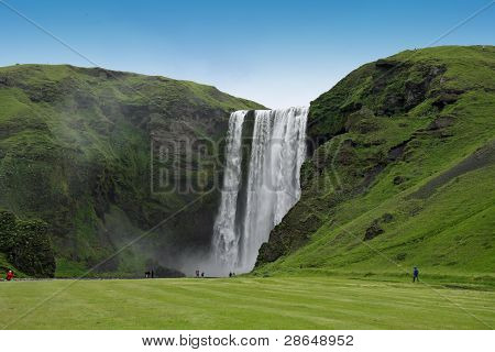 Vodopád Skogafoss na Islandu