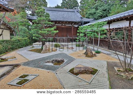 The Autumn In The Shinnyo Do Temple In Kyoto