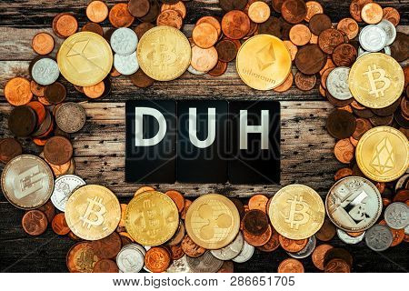 Duh-Express your voice with the concept of cryptocurrency and vocal words