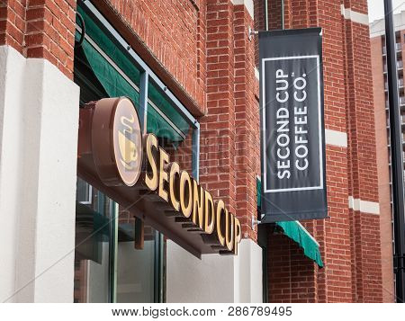 Ottawa, Canada - November 11, 2018: Second Cup Coffee Logo In Front Of Their Local Cafe In Downtown 