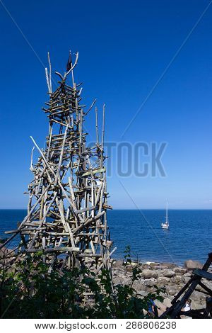 Nimis , A Structure Made Of 75 Tonnes Of Driftwood