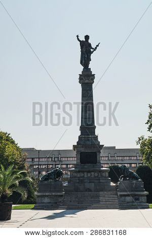 Ruse, Bulgaria - September 10, 2017: Monument Of Liberty At Summer Day In Ruse, Bulgaria