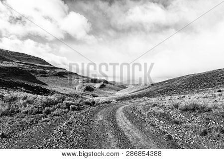 The Road Between  Matjiesrivier And Wupperthal In The Cederberg Mountains Of The Western Cape Provin