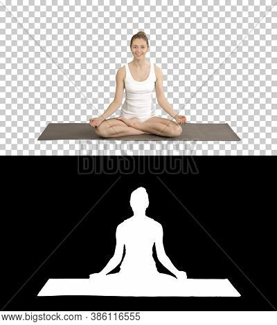Girl Cannot Concentrate On Yoga From Someones Jokes, Alpha Chann