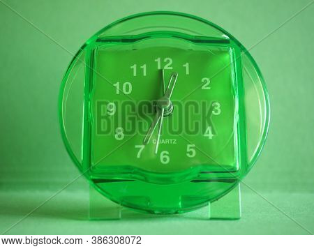 Clock Timepiece Device